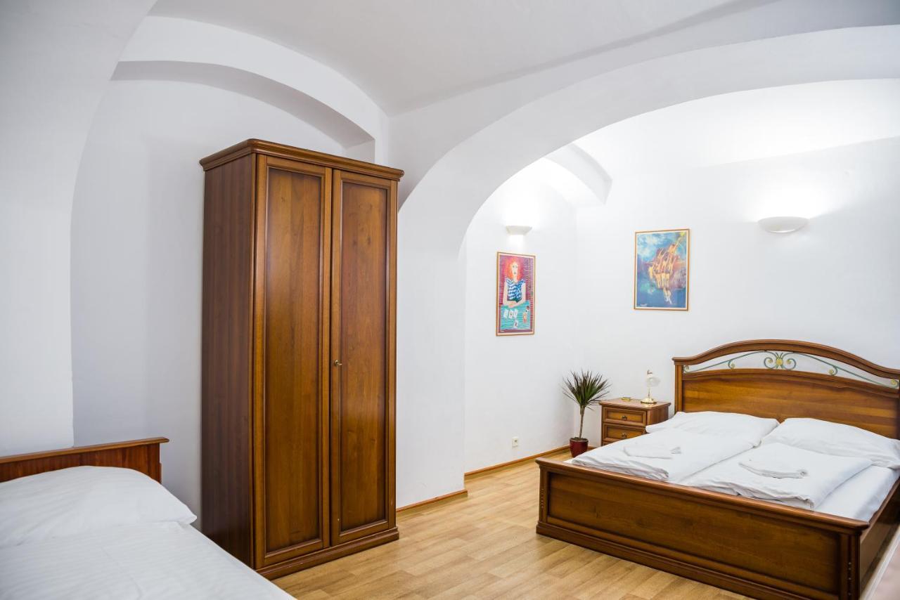 Standard Triple Room,1381631876:JPEG